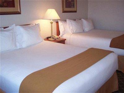 Express & West By Ihg