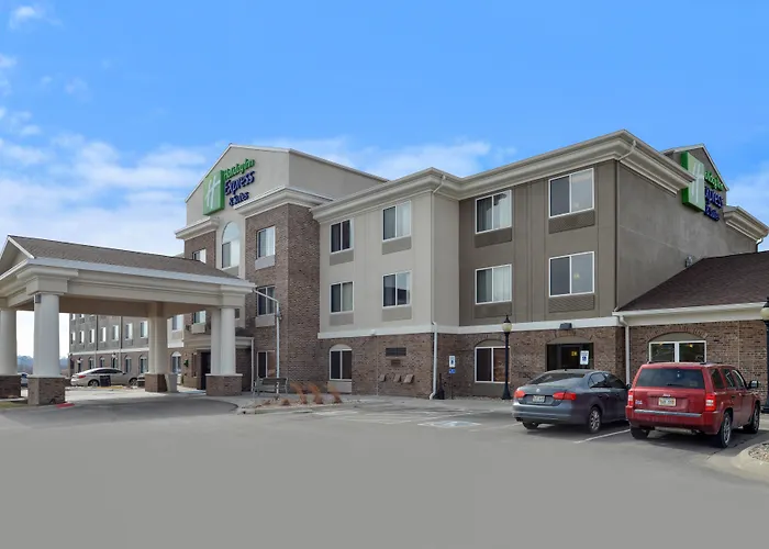 Holiday Inn Express Hotel & Suites Omaha West By Ihg