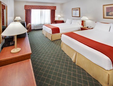 Express & West By Ihg Hotel