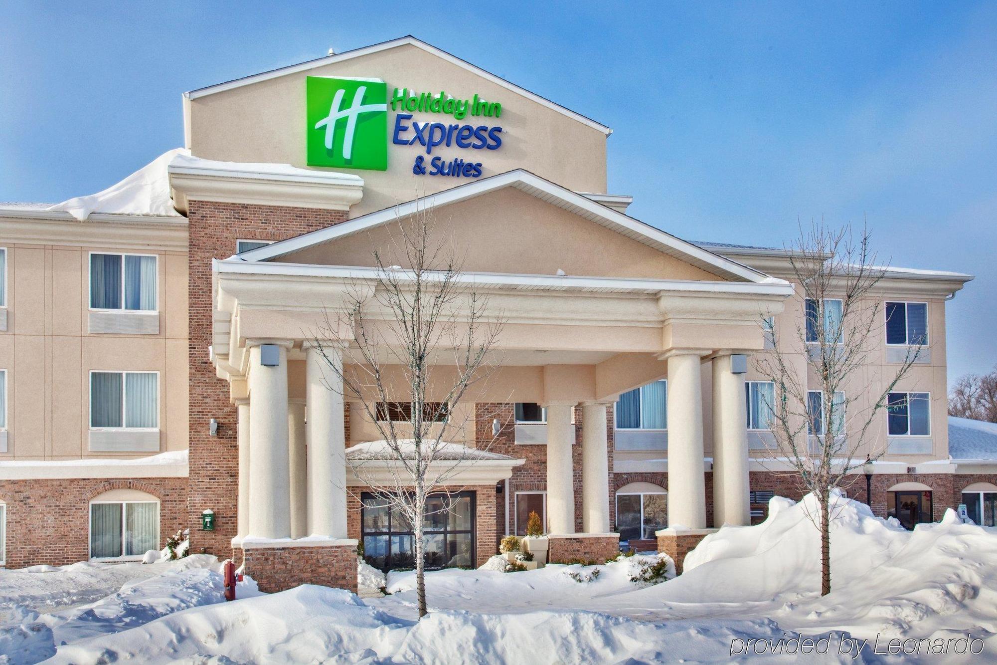 Express & West By Ihg