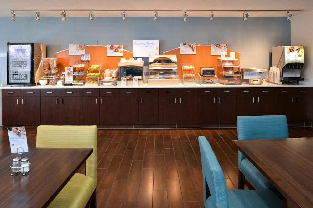 Express & West By Ihg 2*